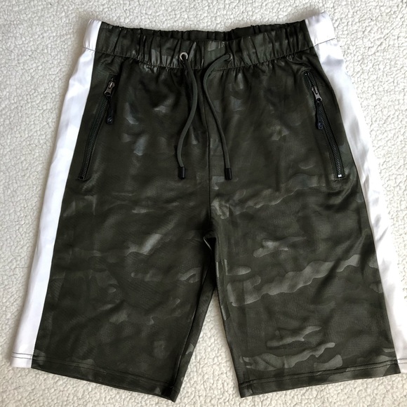 Other - Trillnation Men’s Camo Shorts